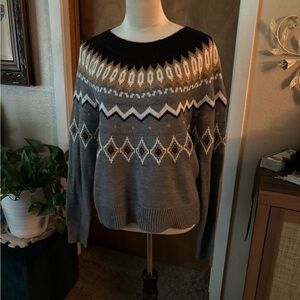 Women’s sweater size L
